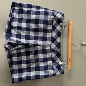 Like new Slazenger Golf/Casual shorts.